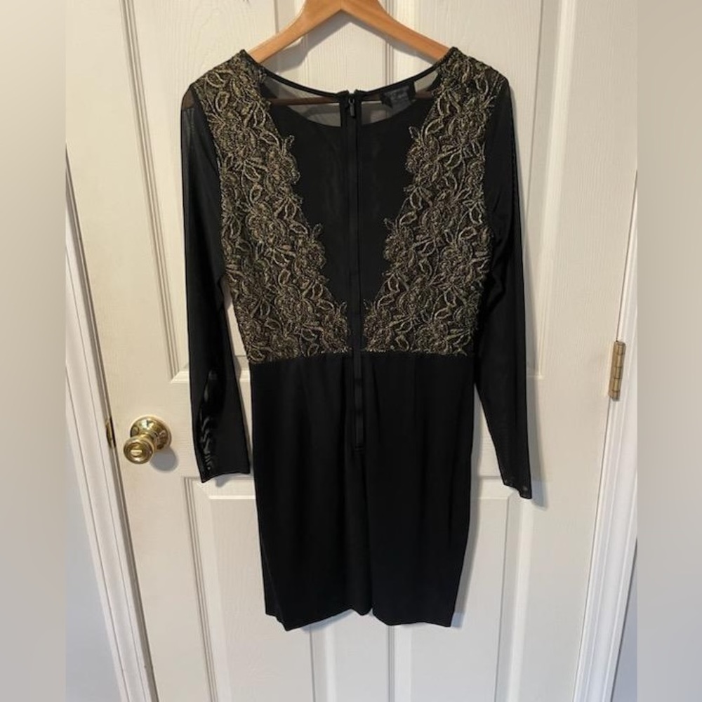 Bebe Dress - Picture 2 of 3